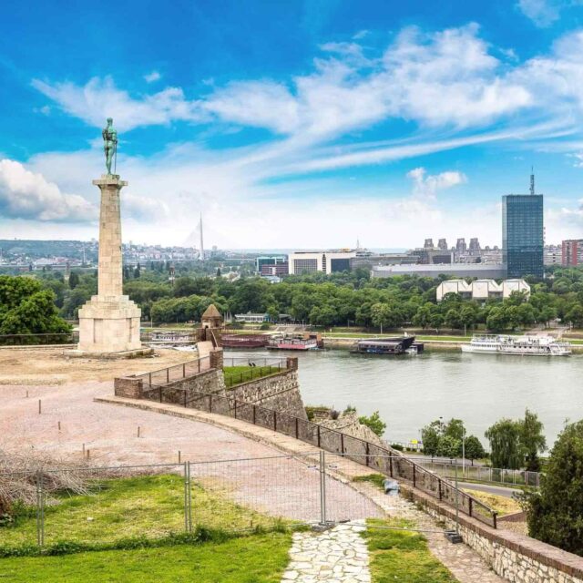 https://lilacmoments.com/wp-content/uploads/2018/09/destination-belgrade-06-640x640.jpg